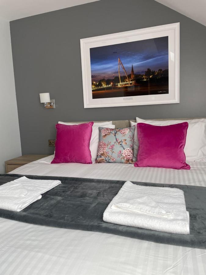 The Banks Restaurant And Accommodation Strabane Eksteriør billede